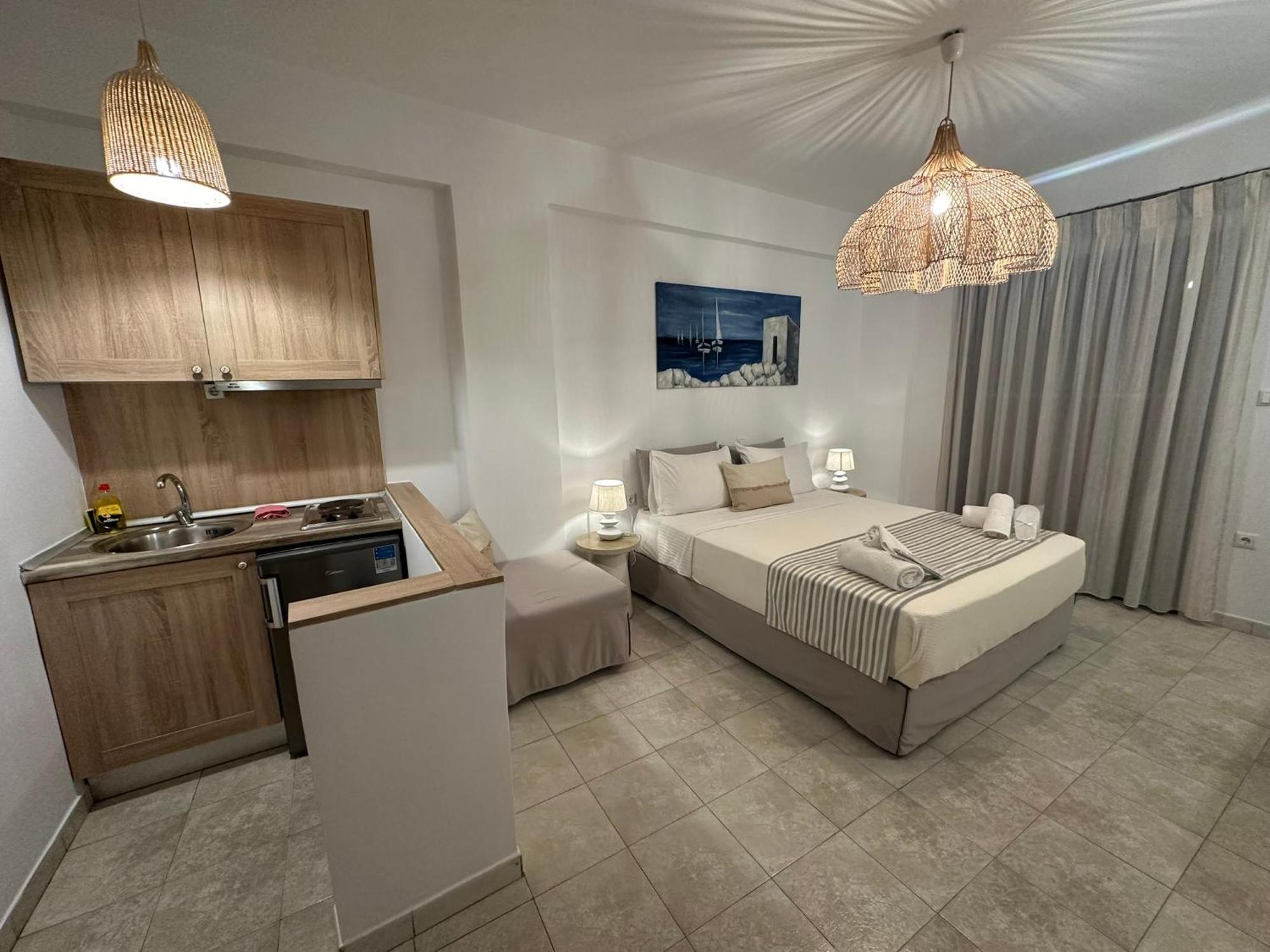 Dedes Apartments Skála Esterno foto